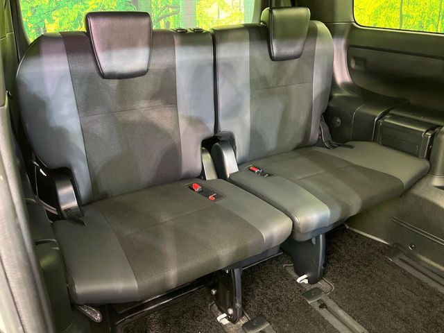 TOYOTA NOAH 2021 Image 31