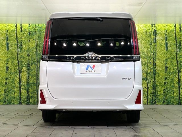 TOYOTA NOAH 2021 Image 31