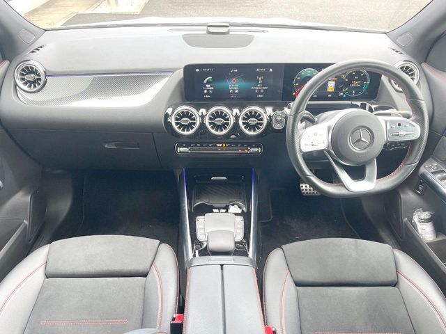 MERCEDES BENZ GLA CL 2021 Image 31