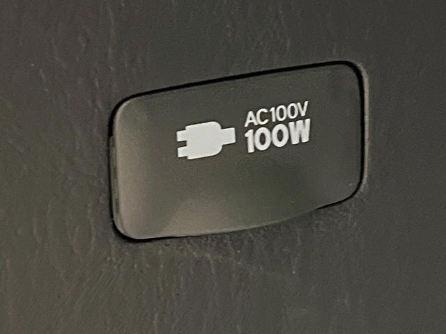 TOYOTA HIACE VAN 4WD 2024 Image 31