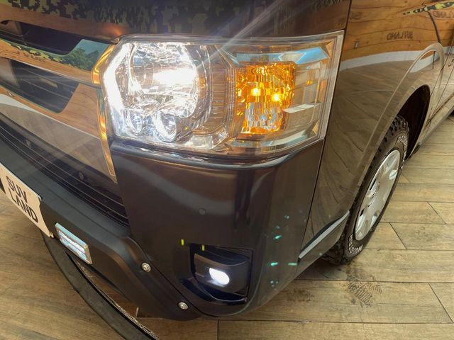 TOYOTA HIACE VAN 4WD 2024 Image 31