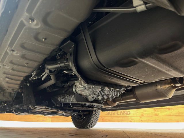 TOYOTA HIACE VAN 4WD 2024 Image 31