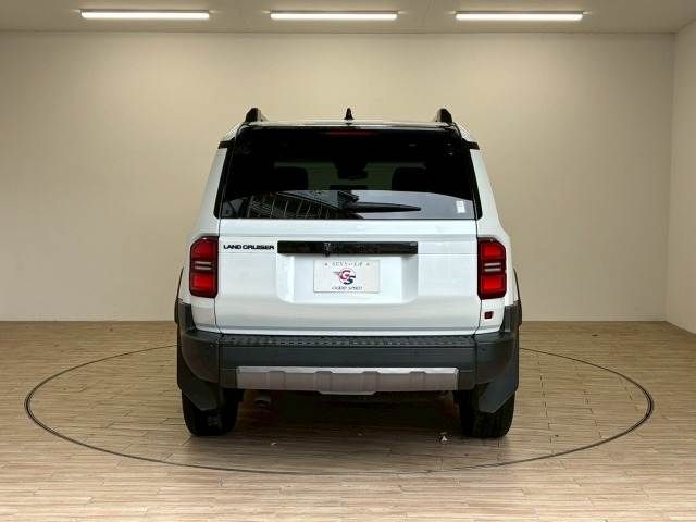 TOYOTA LANDCRUISER 250 2024 Image 31