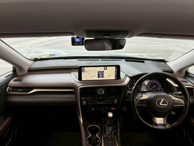 TOYOTA LEXUS RX450H 2WD 2021 Image 31