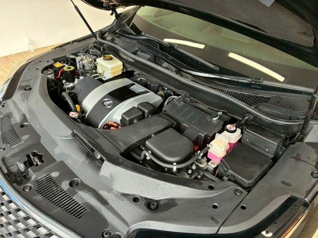 TOYOTA LEXUS RX450H 2WD 2021 Image 31