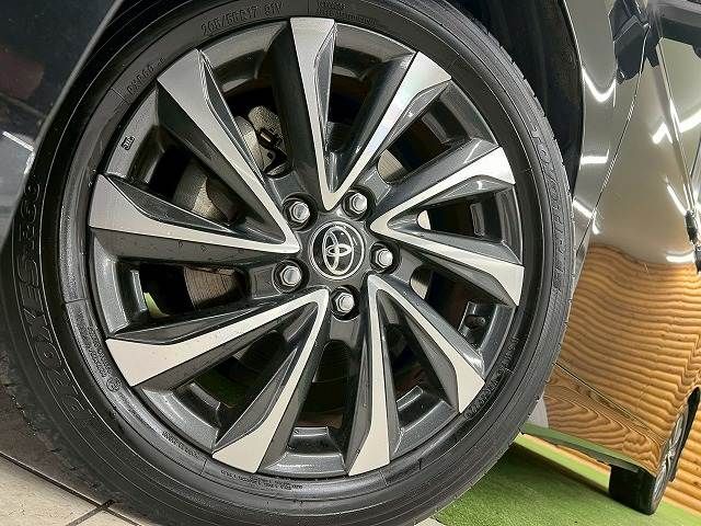 TOYOTA VOXY HYBRID 2023 Image 31