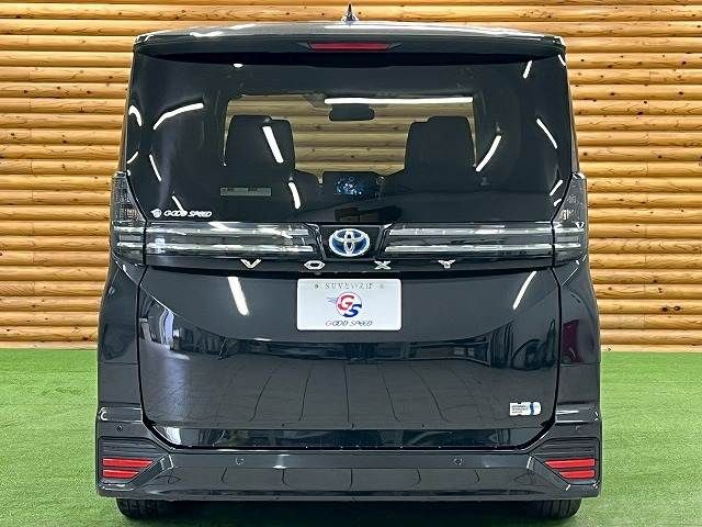TOYOTA VOXY HYBRID 2023 Image 31