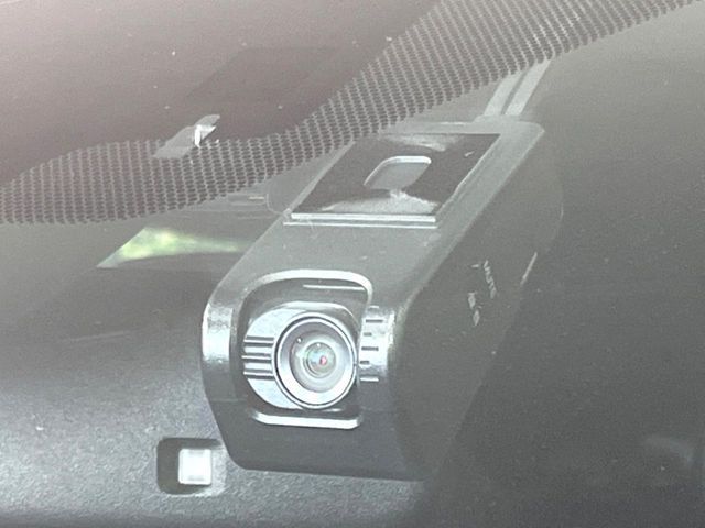 TOYOTA C-HR 2017 Image 31