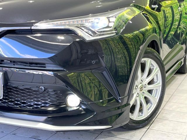 TOYOTA C-HR 2017 Image 31