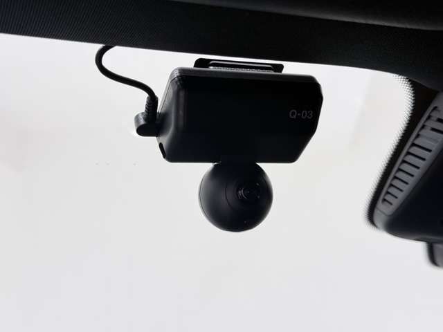 MERCEDES BENZ E CLAS 2022 Image 31