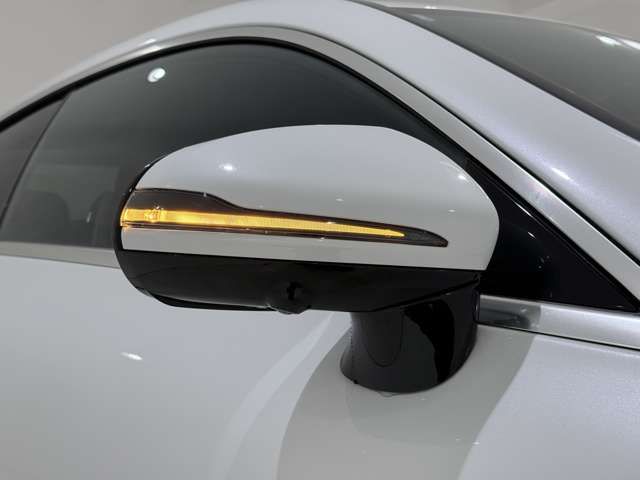 MERCEDES BENZ E CLAS 2022 Image 31