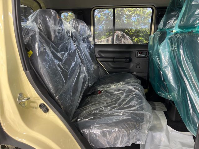 SUZUKI JIMNY NOMADE 2026 Image 31