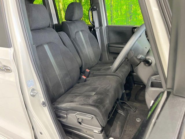 HONDA N BOX CUSTOM 2023 Image 31