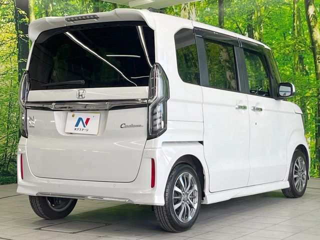 HONDA N BOX CUSTOM 2023 Image 31