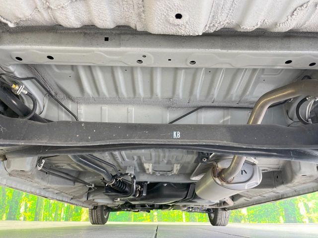 HONDA N BOX CUSTOM 2023 Image 31