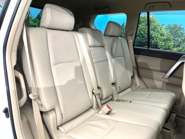 TOYOTA LANDCRUISER PRADO 2023 Image 31