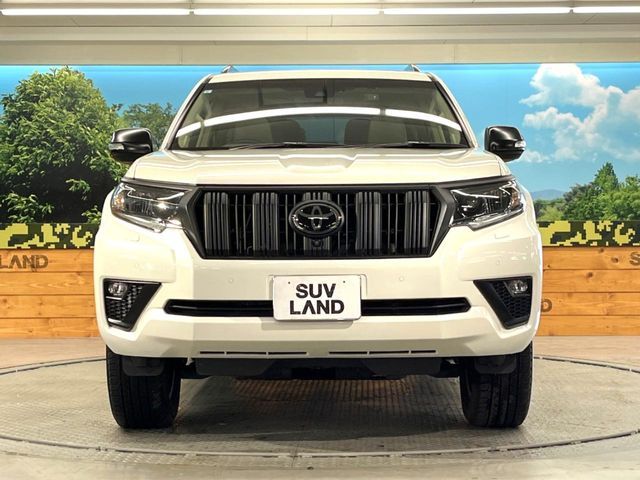 TOYOTA LANDCRUISER PRADO 2023 Image 31