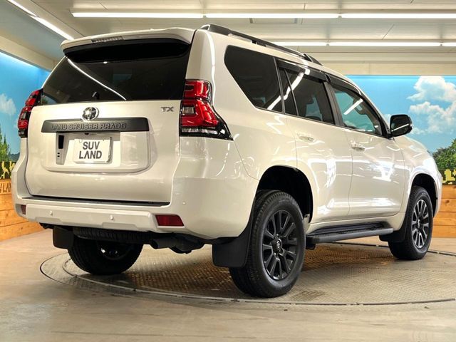 TOYOTA LANDCRUISER PRADO 2023 Image 31