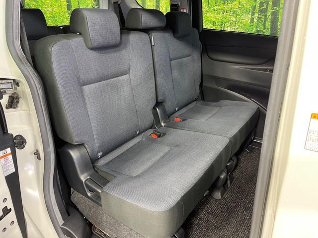 TOYOTA SIENTA HYBRID 2017 Image 31