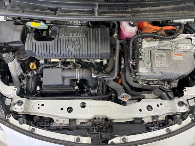 TOYOTA SIENTA HYBRID 2017 Image 31