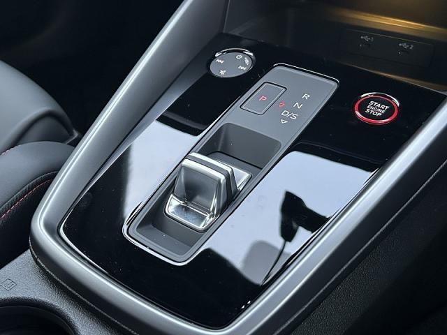 AUDI RS3 SPORTBACK 2024 Image 31