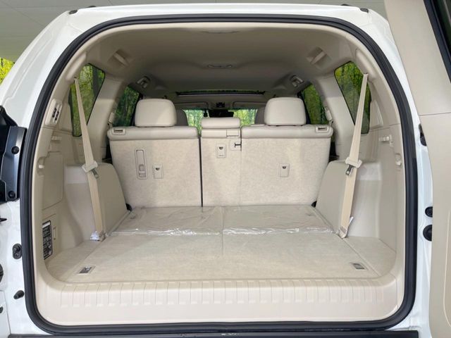 TOYOTA LANDCRUISER PRADO 2023 Image 31