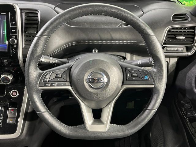 NISSAN SERENA  S-HYBRID 2017 Image 31