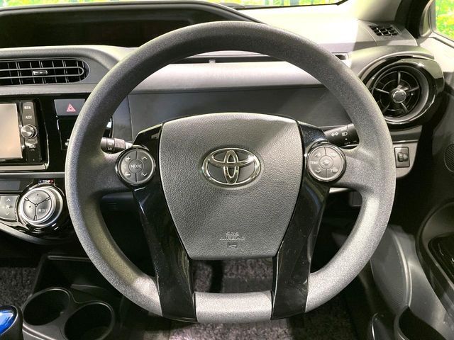 TOYOTA AQUA 2016 Image 31