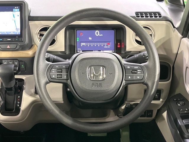 HONDA N BOX 2024 Image 31