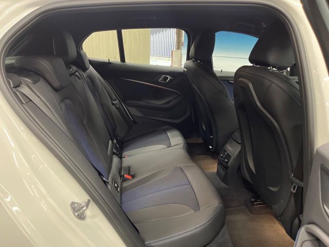 BMW 1SERIES 2020 Image 31