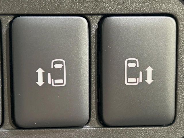 MITSUBISHI DELICA D:5 4WD 2024 Image 31