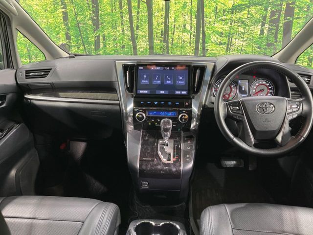 TOYOTA VELLFIRE 2018 Image 31