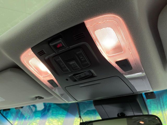 TOYOTA VELLFIRE 2018 Image 31