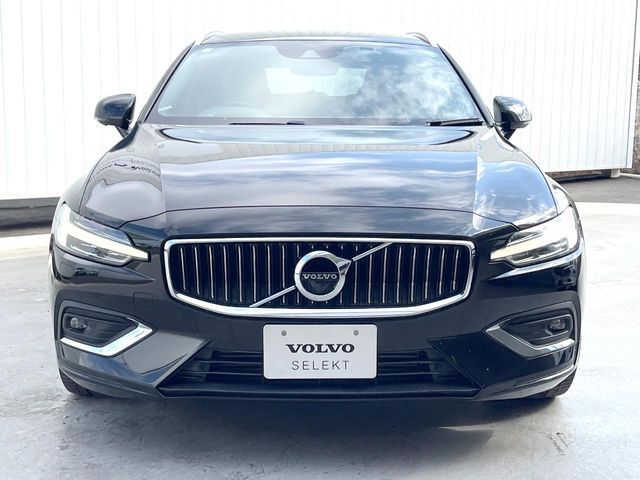 VOLVO V60 2019 Image 31