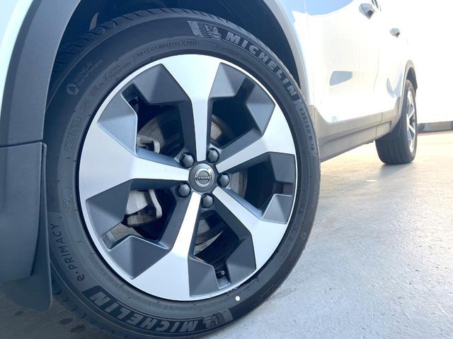 VOLVO XC40 2023 Image 31