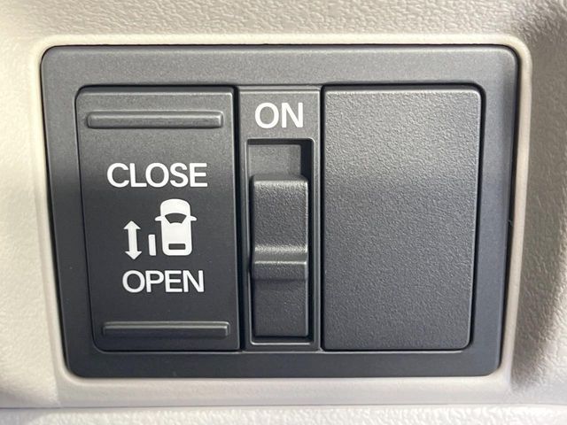 HONDA N BOX 4WD 2025 Image 31