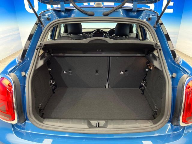 BMW MINI COOPER 5DOOR 2022 Image 31