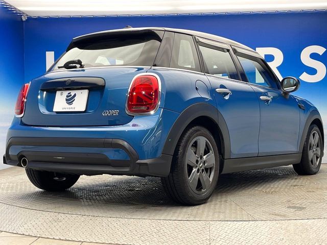 BMW MINI COOPER 5DOOR 2022 Image 31