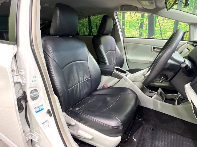 TOYOTA PRIUS 2014 Image 31