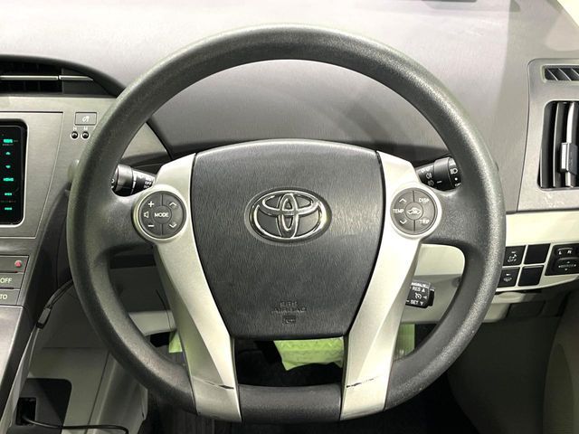 TOYOTA PRIUS 2014 Image 31