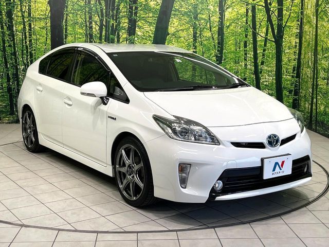TOYOTA PRIUS 2014 Image 31