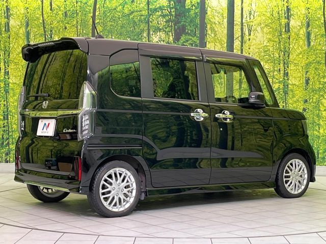 HONDA N BOX 2022 Image 31