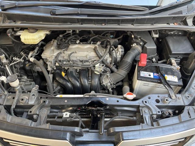 TOYOTA VOXY 2016 Image 31