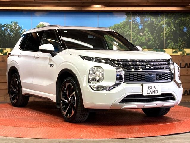 MITSUBISHI OUTLANDER PHEV 2023 Image 31