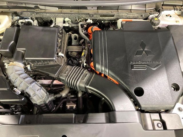 MITSUBISHI OUTLANDER PHEV 2023 Image 31