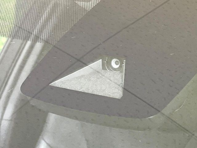 TOYOTA PRIUS 2019 Image 31