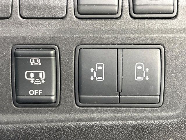 NISSAN SERENA  S-HYBRID 2017 Image 31