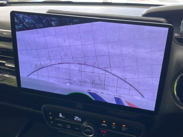 HONDA N BOX CUSTOM 2021 Image 31