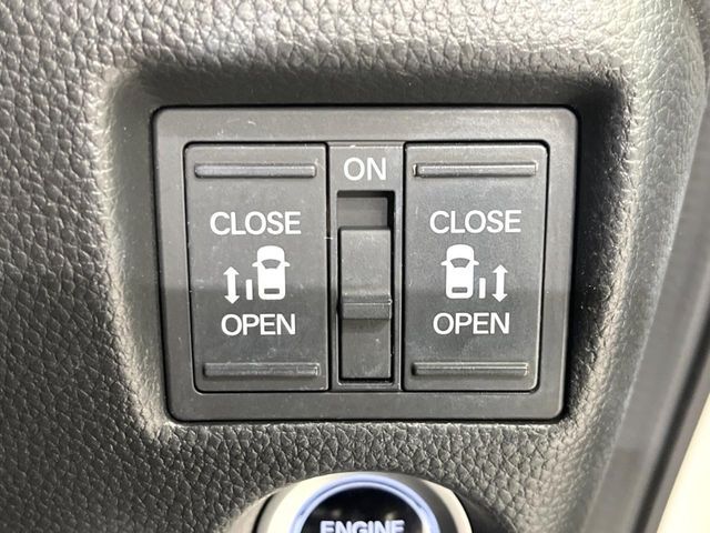 HONDA N BOX CUSTOM 2021 Image 31