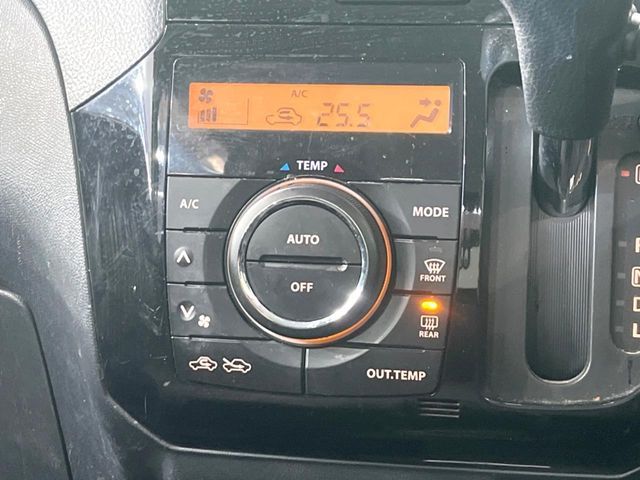 NISSAN ROOX 2012 Image 31